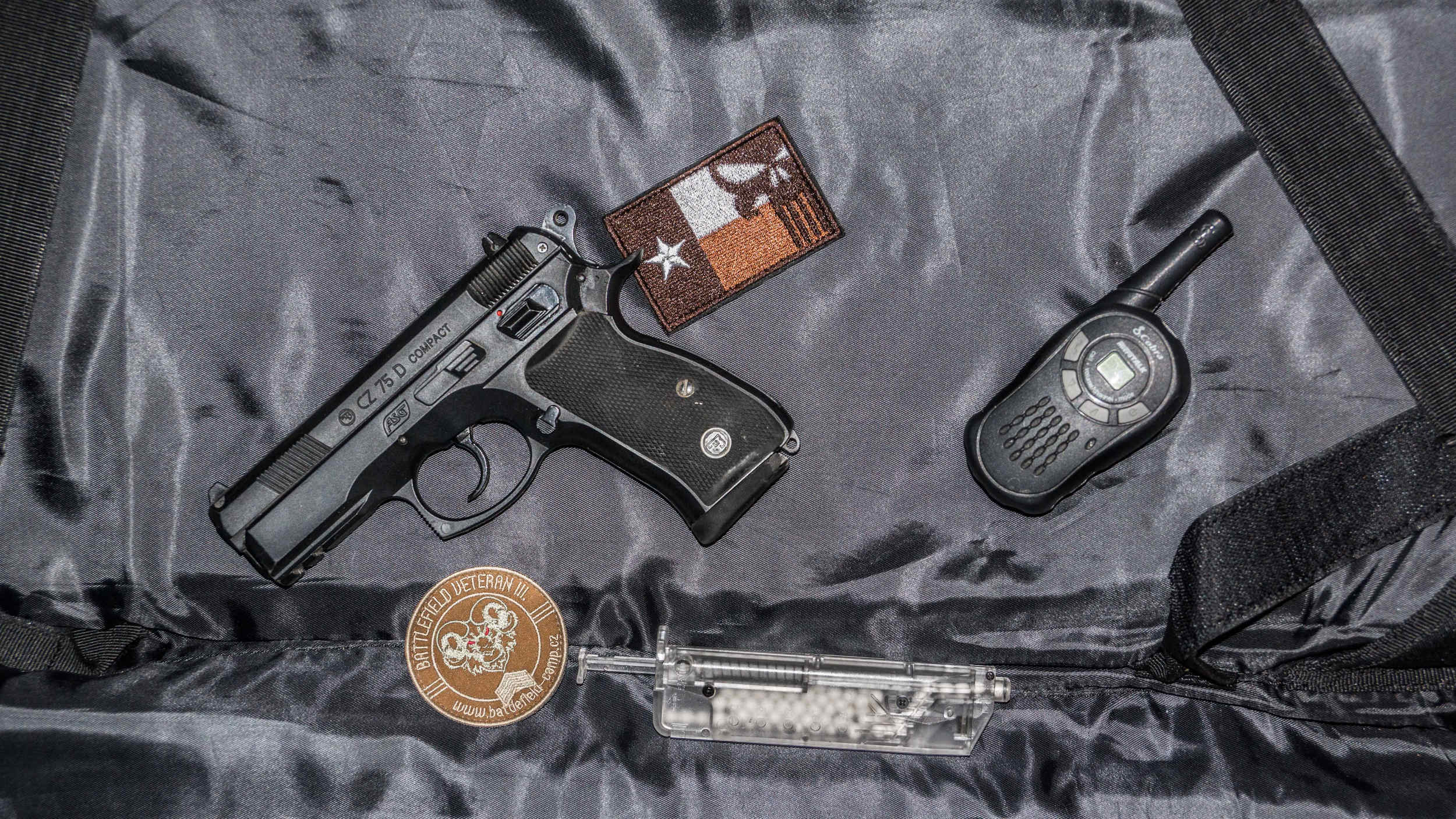  - obrázek zbraň CZ 75D - 